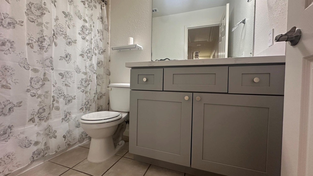 2702 Vienna Place - Photo 3