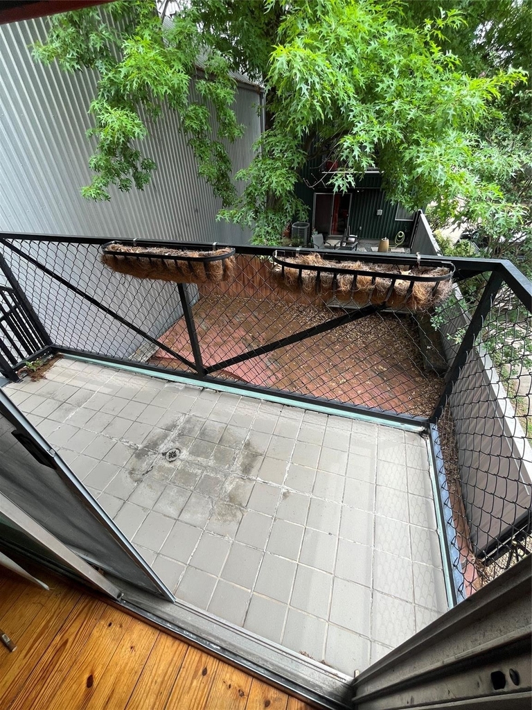 1315 Buckner Street - Photo 11