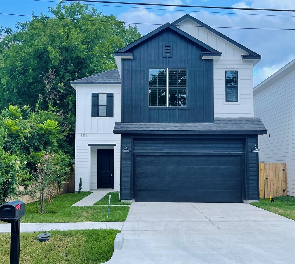 5312 Denmark Street - Photo 0