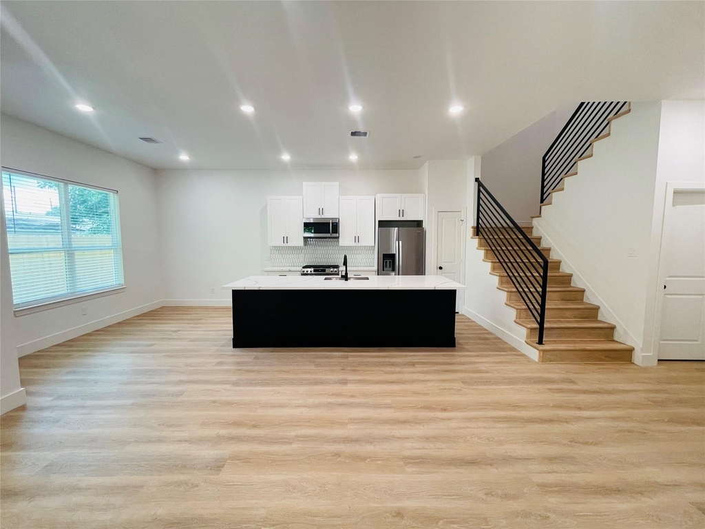 5312 Denmark Street - Photo 1