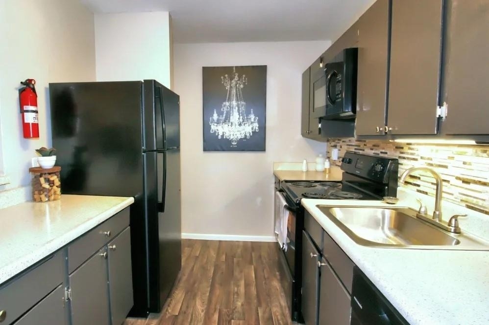 8000 Midcrown Drive - Photo 5