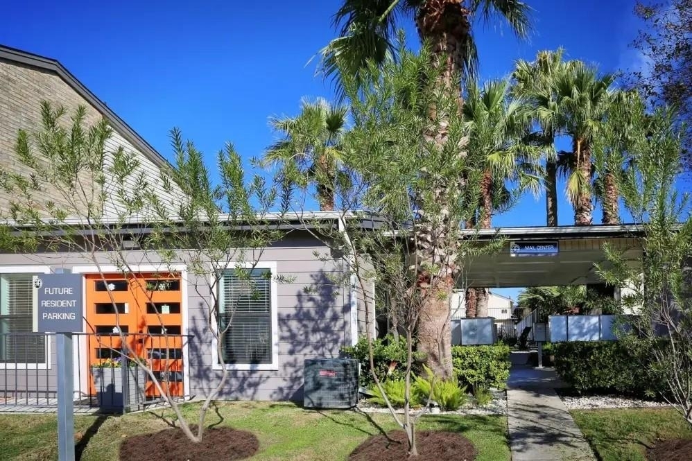 8000 Midcrown Drive - Photo 9