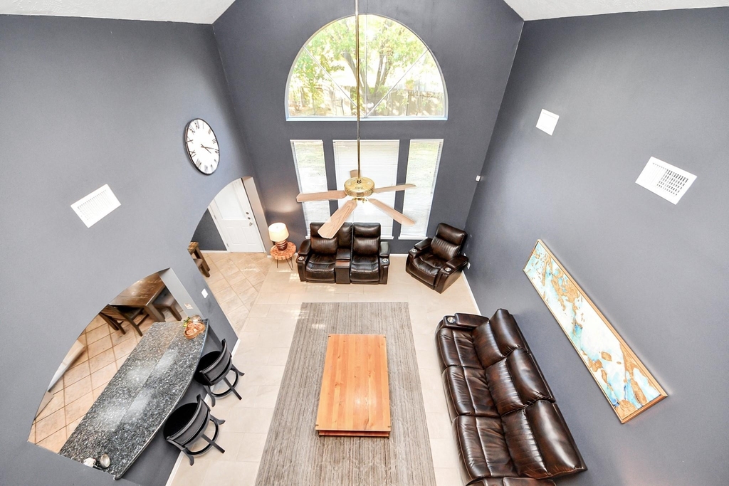 7902 Belterraza Court - Photo 5
