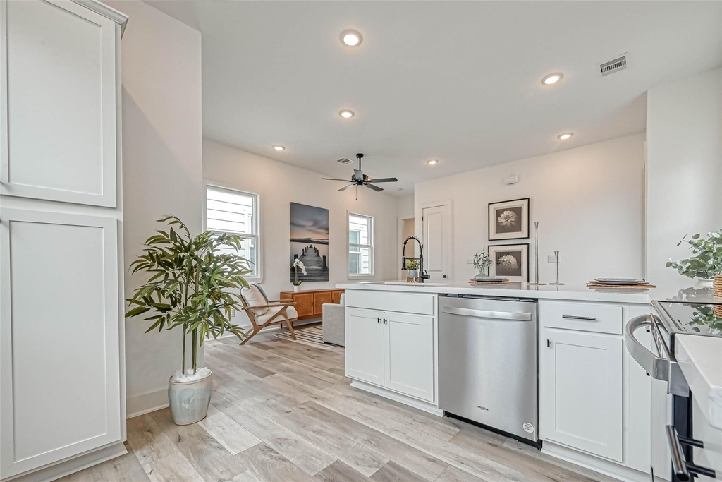 9316 Arledge Street - Photo 7