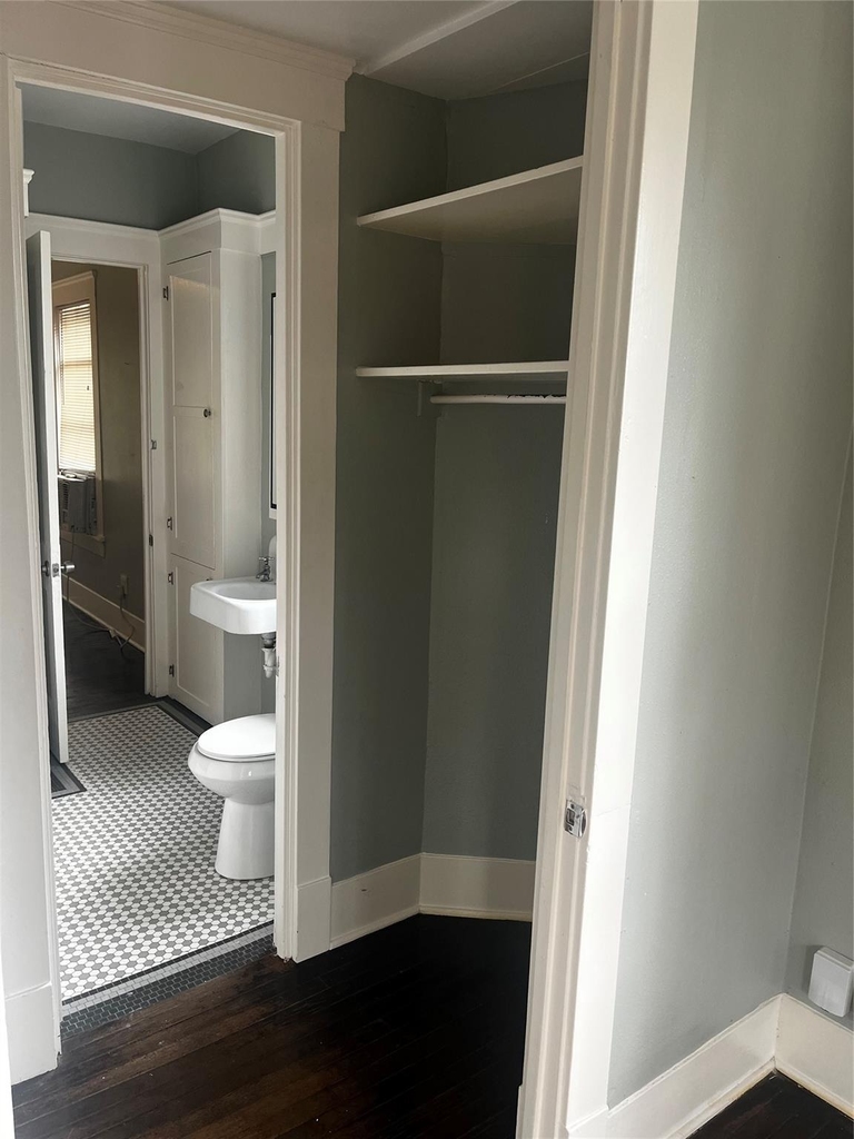 1711 W Main Street - Photo 6