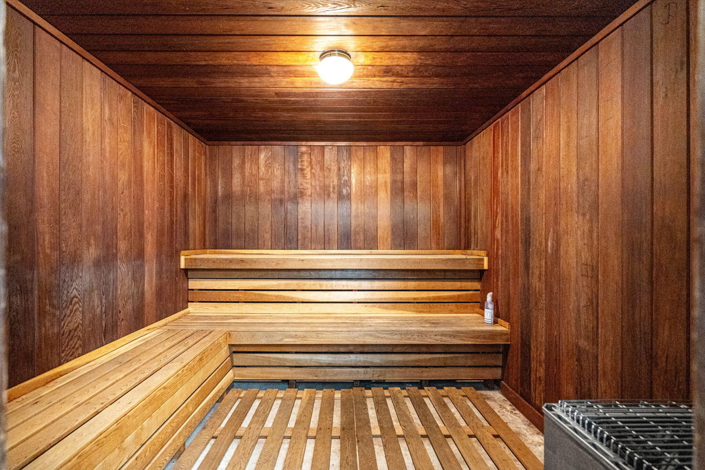 1890 N Atlantic Avenue - Photo 46