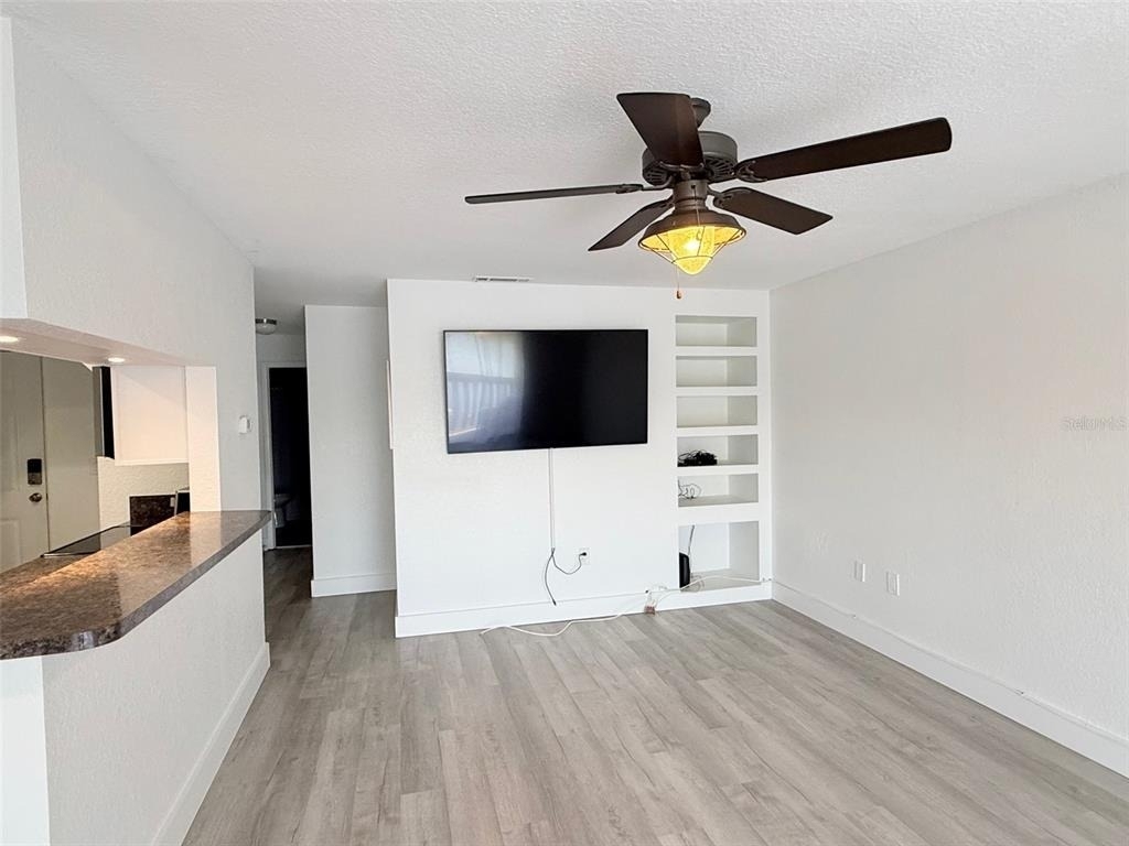 11409 8th Street N - Photo 2