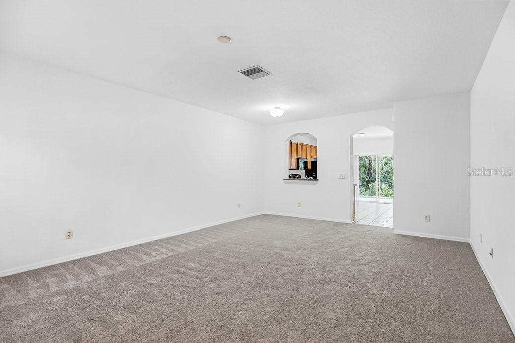 15807 Fishhawk Falls Drive - Photo 5