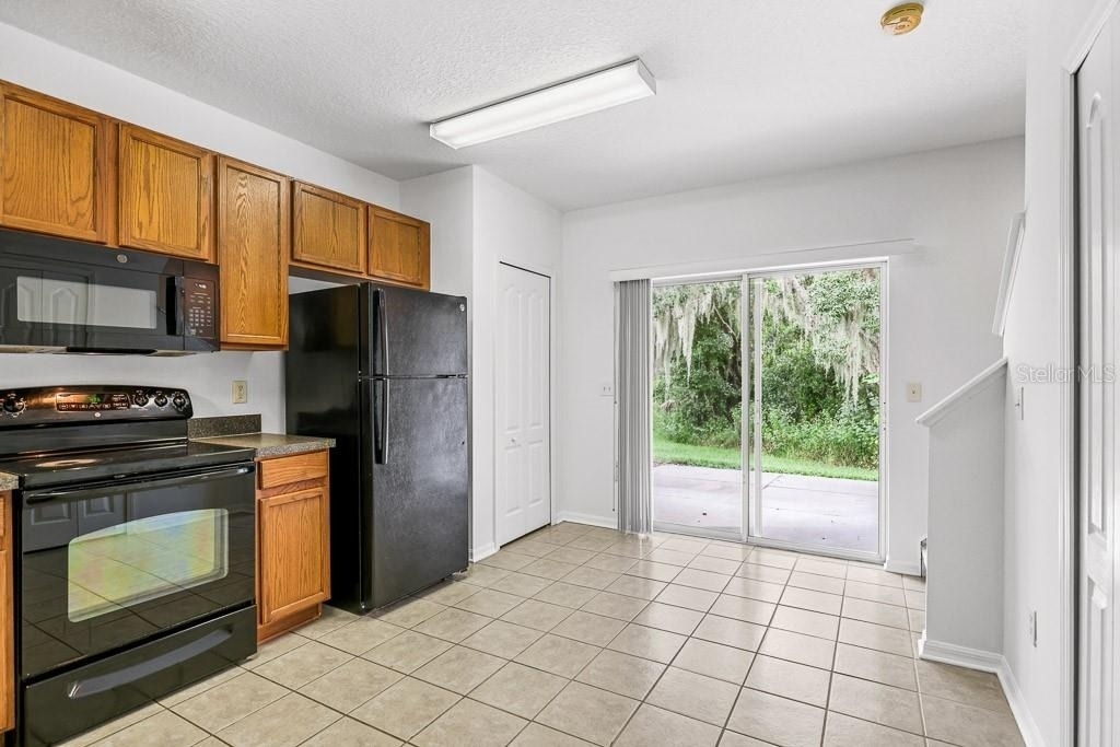 15807 Fishhawk Falls Drive - Photo 7