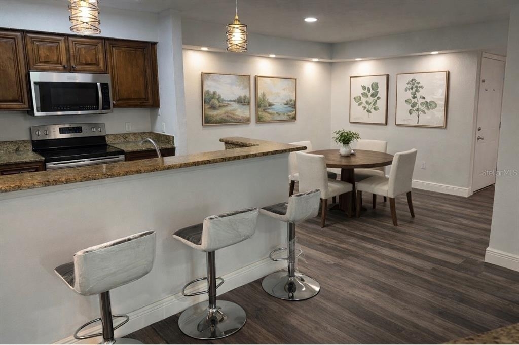 9481 Highland Oak Drive - Photo 21