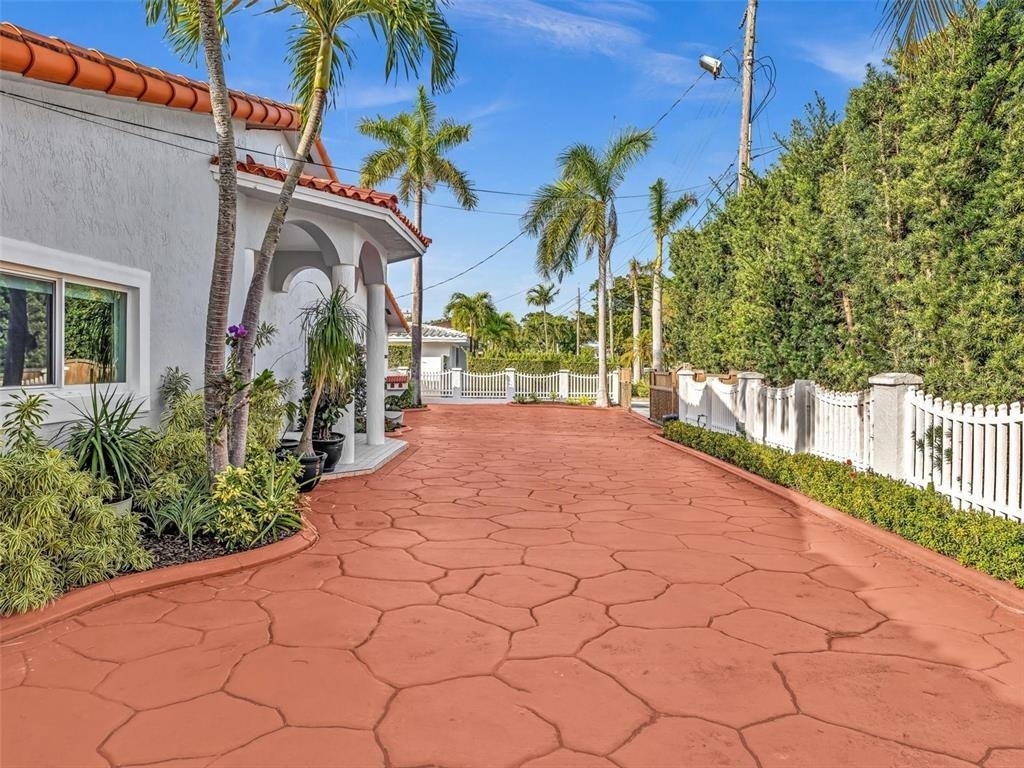 12904 Banyan Road - Photo 81