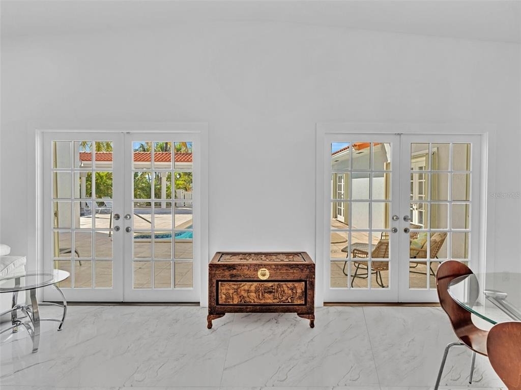 12904 Banyan Road - Photo 18