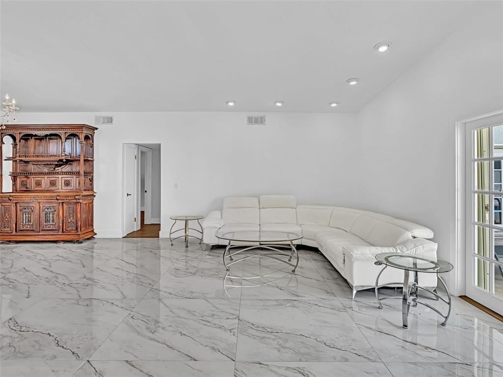 12904 Banyan Road - Photo 19