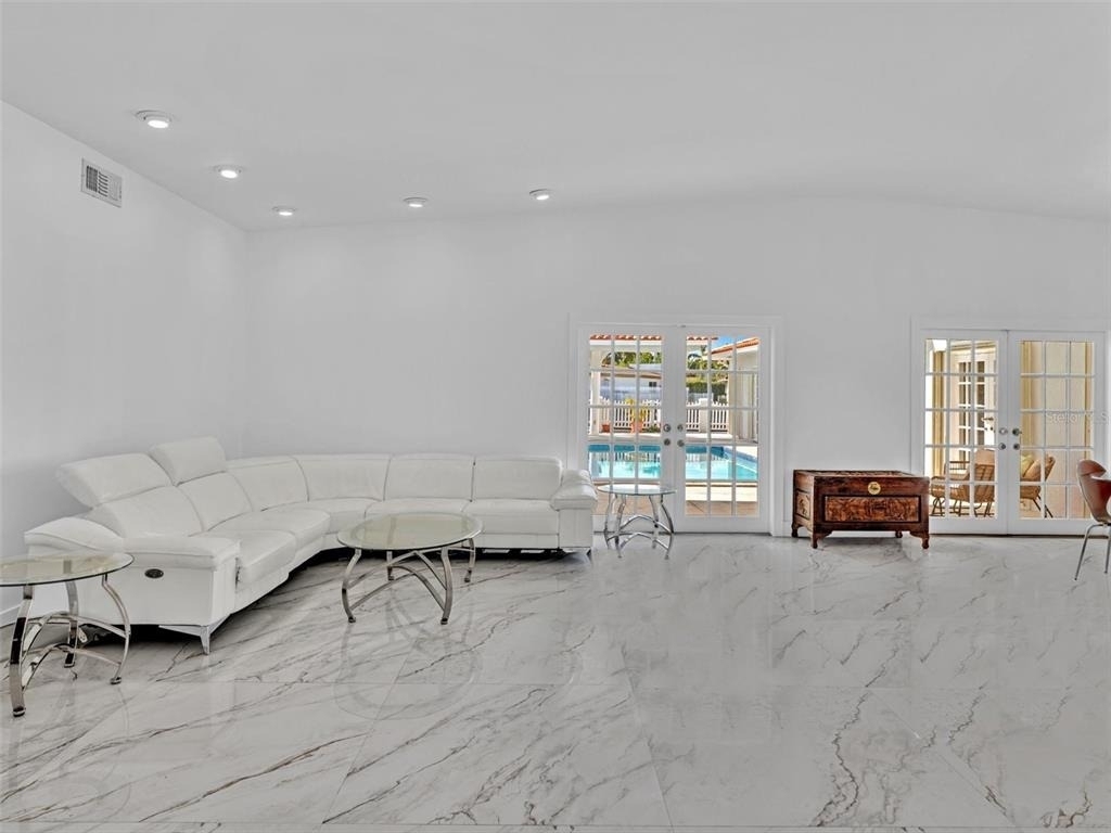 12904 Banyan Road - Photo 16