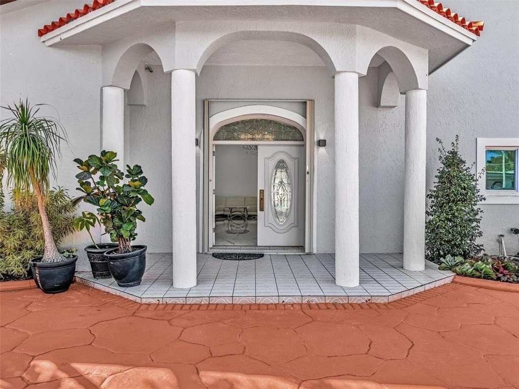 12904 Banyan Road - Photo 5