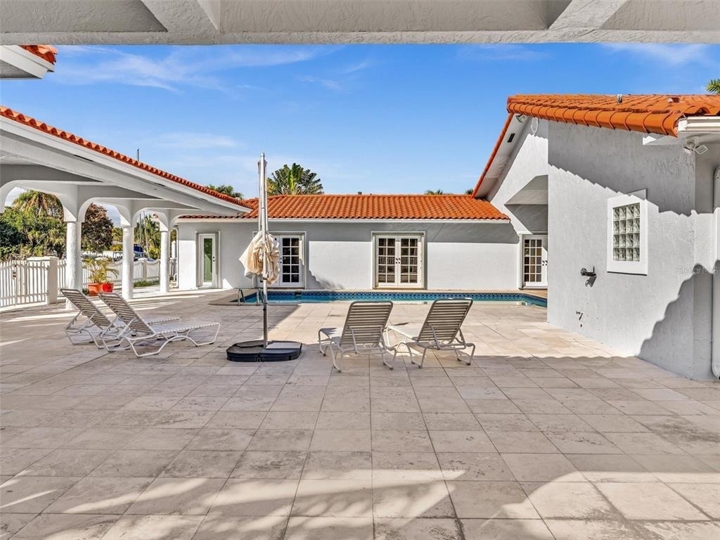 12904 Banyan Road - Photo 11
