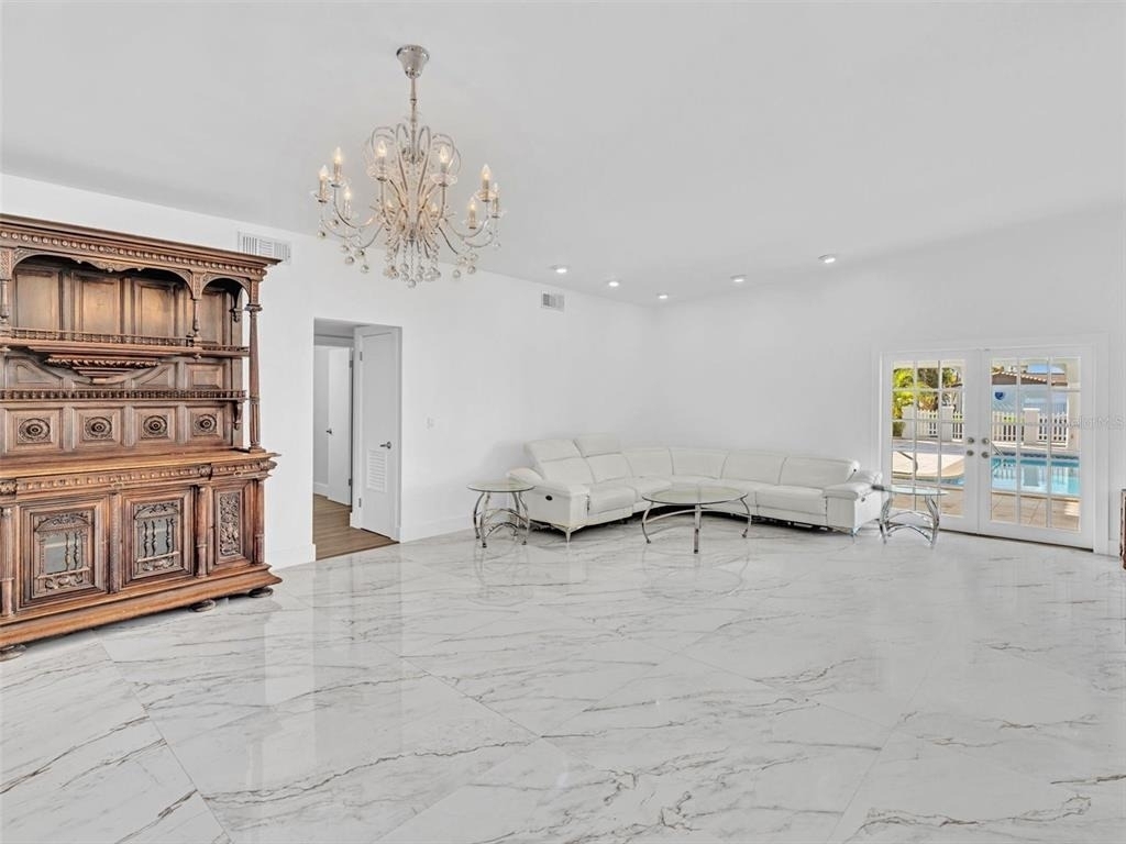 12904 Banyan Road - Photo 15