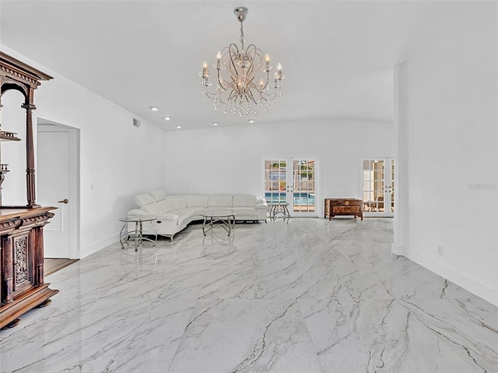 12904 Banyan Road - Photo 14