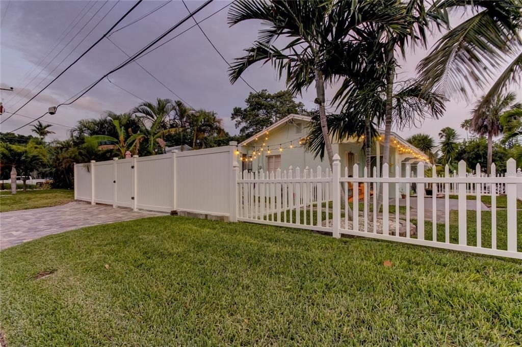 1907 2nd Street - Photo 31