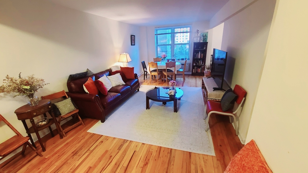 66-15 Thornton Place - Photo 6