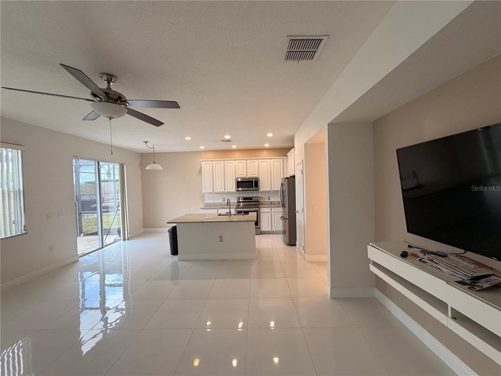 1112 Pine Ridge Drive - Photo 9