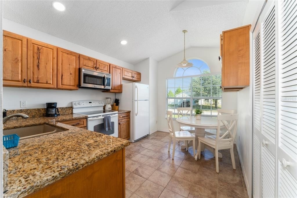 125 Allison Avenue - Photo 3
