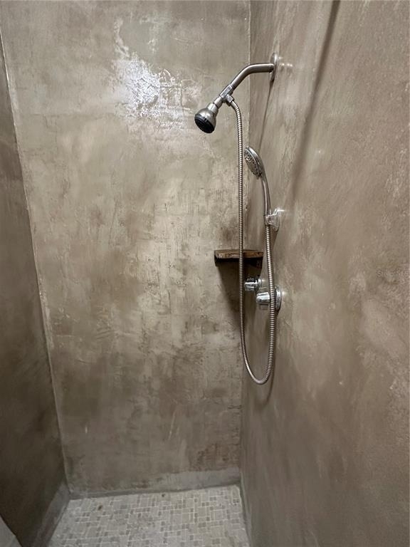 205 Las Flores Street - Photo 10