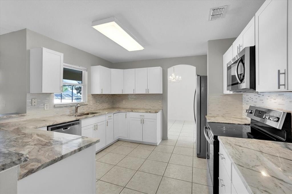 112 Azalea Drive - Photo 8