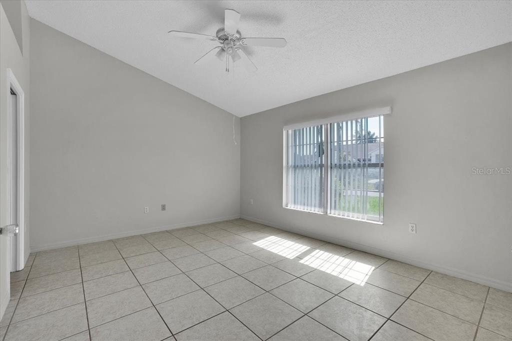 112 Azalea Drive - Photo 5