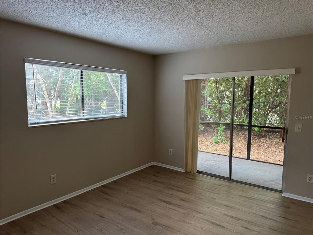 2365 Oak Park Way - Photo 17