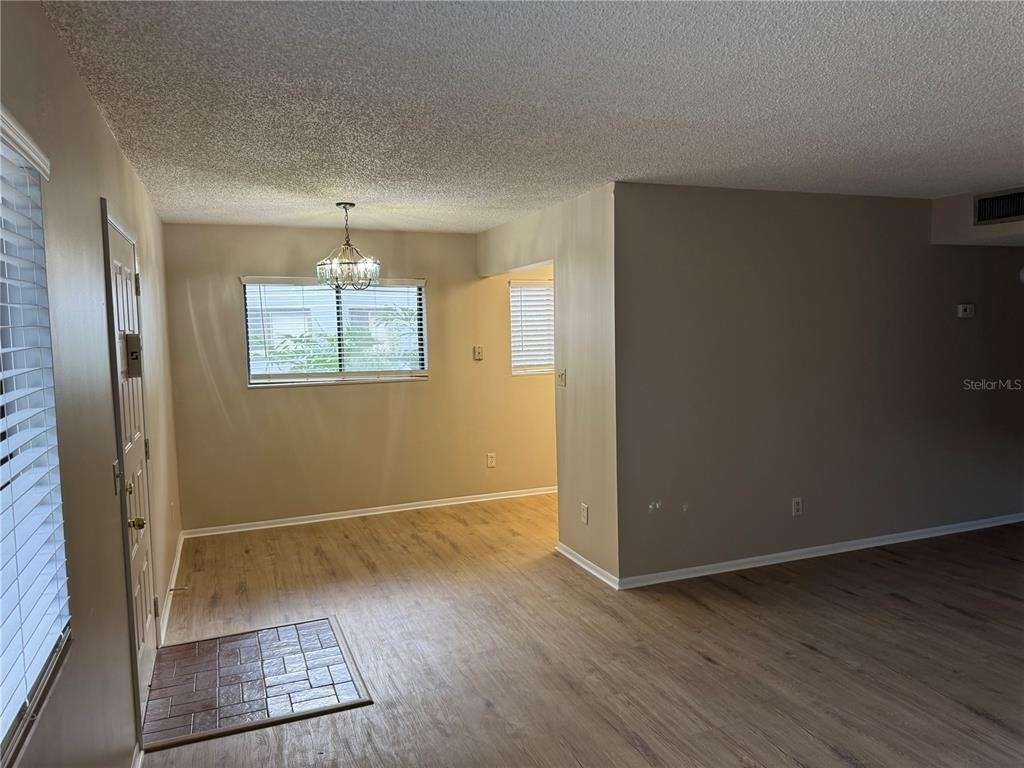 2365 Oak Park Way - Photo 2