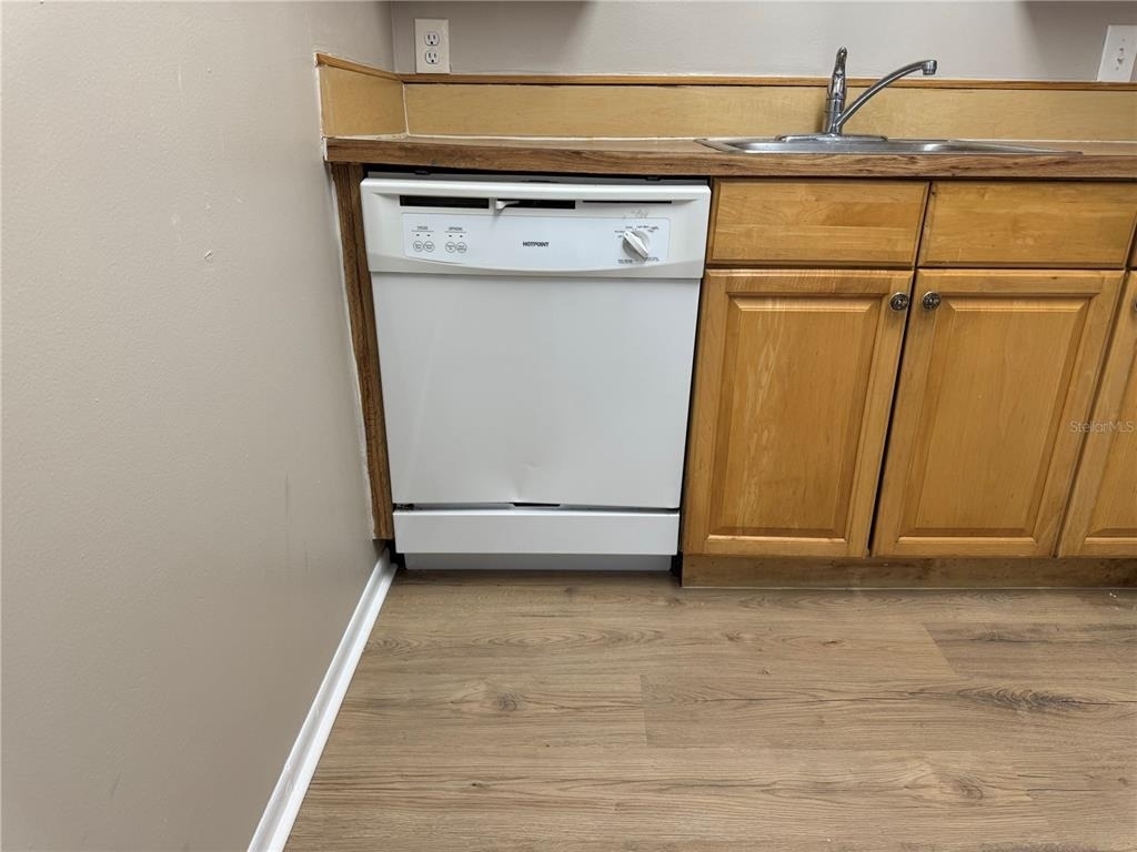 2365 Oak Park Way - Photo 9