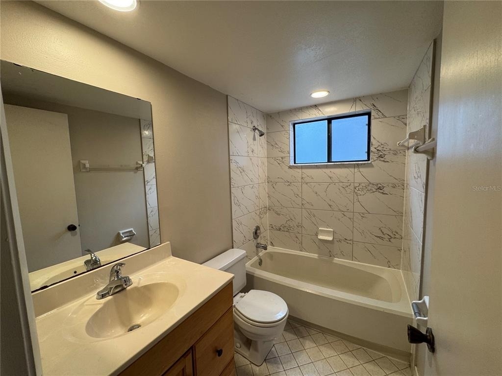 2365 Oak Park Way - Photo 10