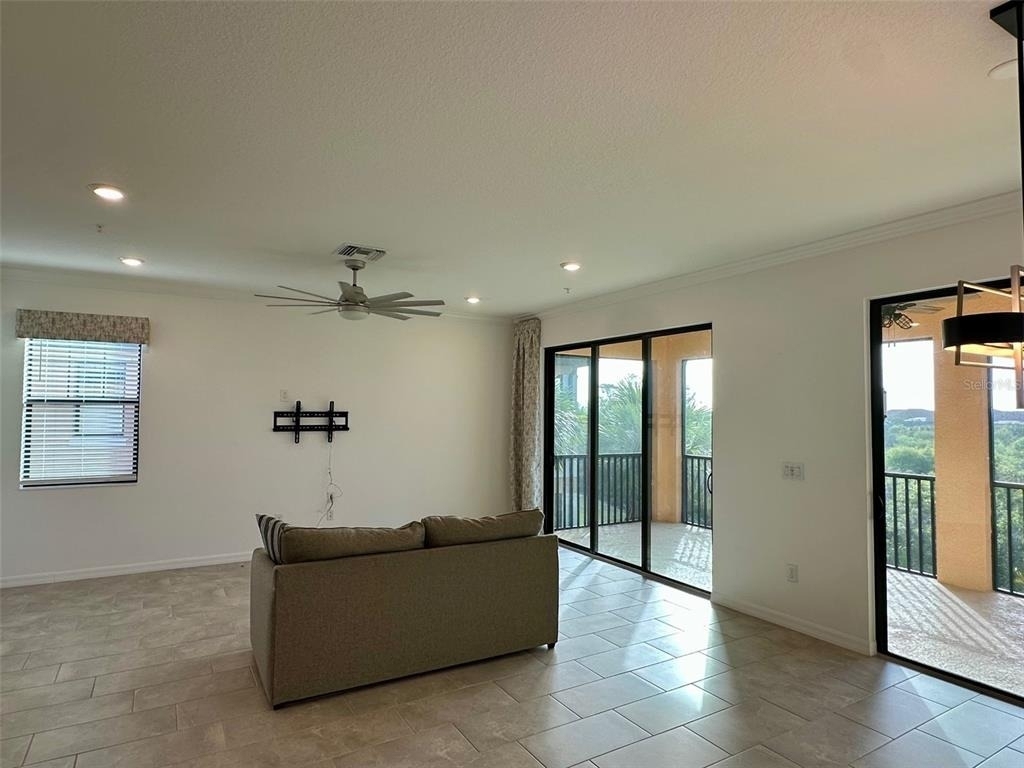 10027 Crooked Creek Drive - Photo 8