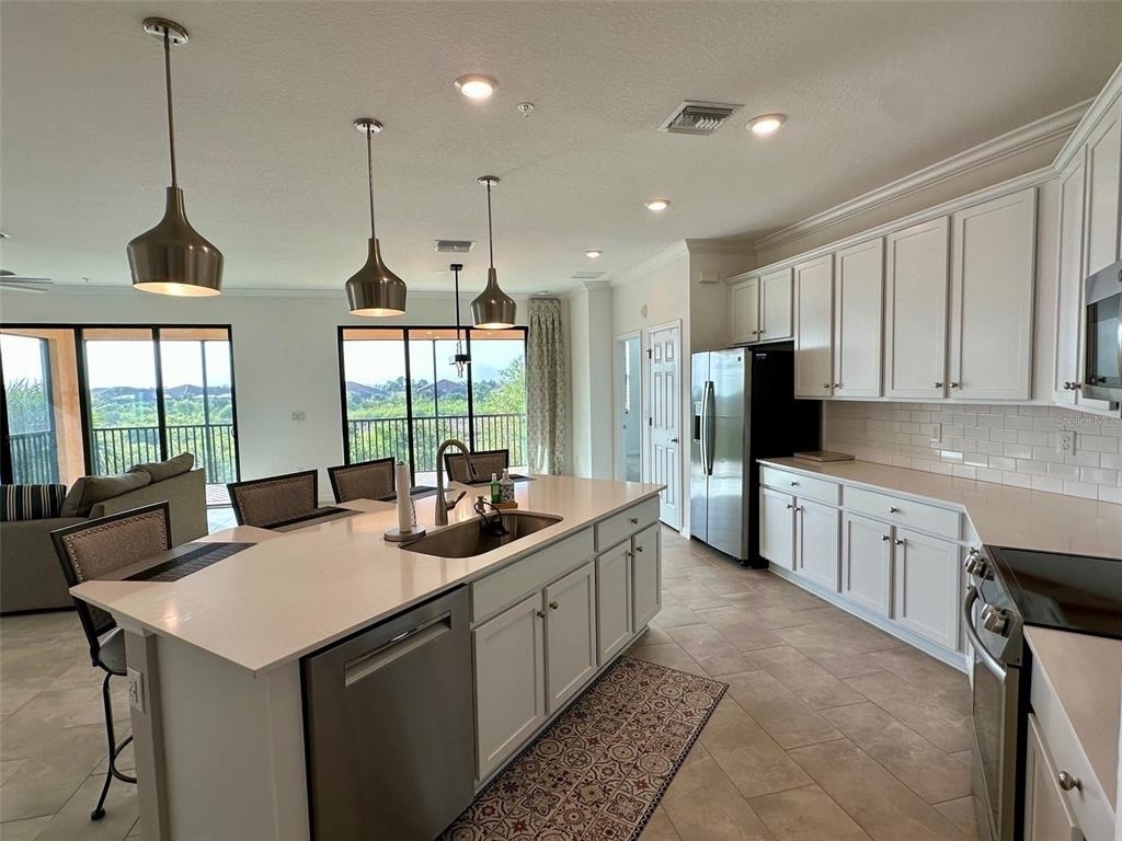 10027 Crooked Creek Drive - Photo 2