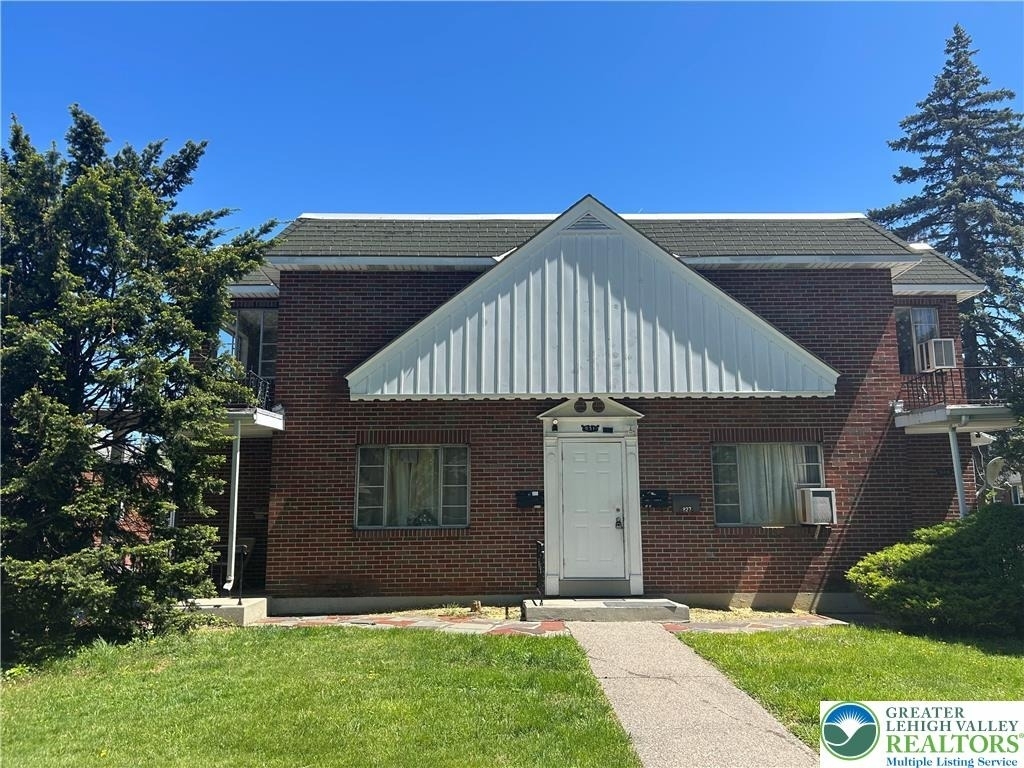 831 N 20th Street - Photo 0