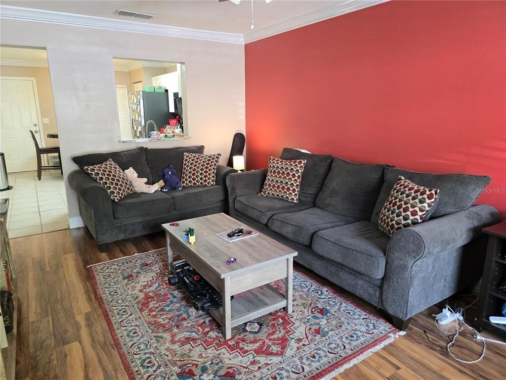 2636 Sw 35th Place - Photo 3