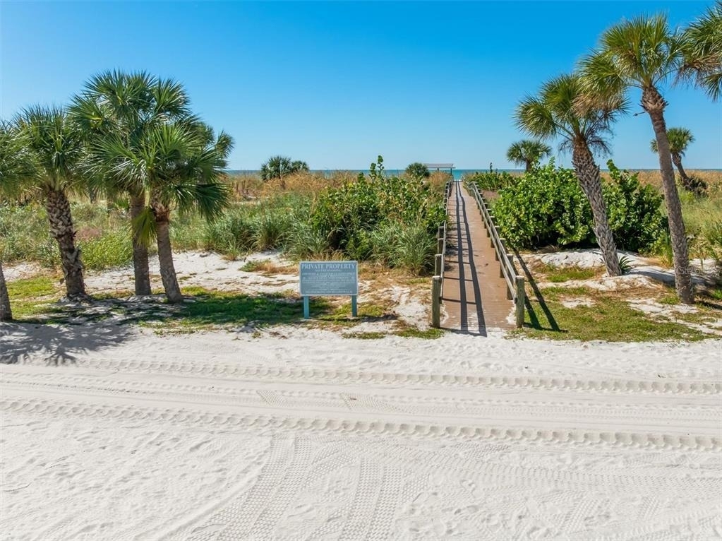 9400 Little Gasparilla Island - Photo 38