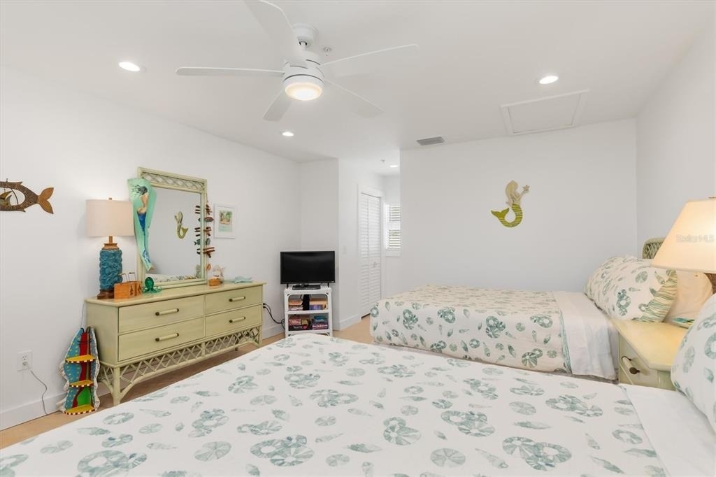 9400 Little Gasparilla Island - Photo 18