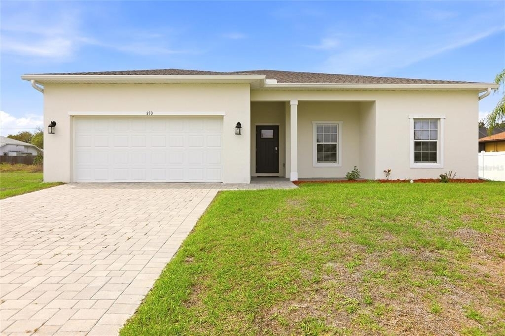 870 Columbia Street - Photo 1
