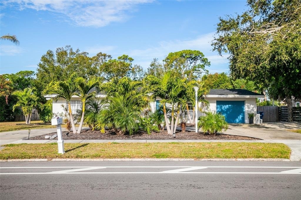 703 Whitfield Avenue - Photo 1