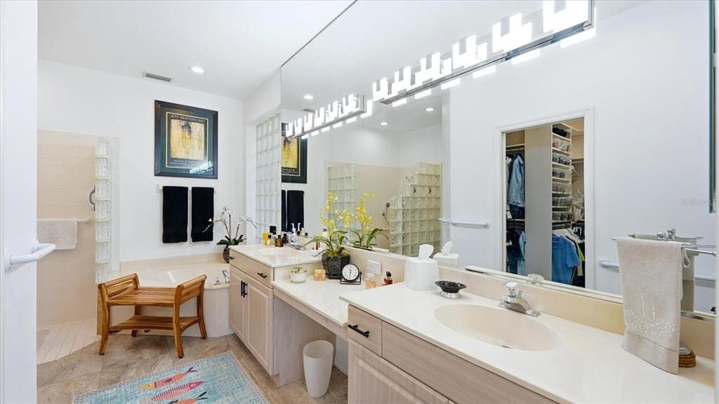 8009 Hampton Court - Photo 69