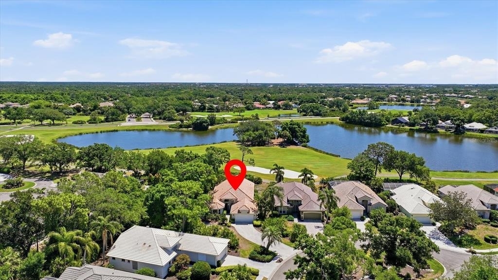 8009 Hampton Court - Photo 1