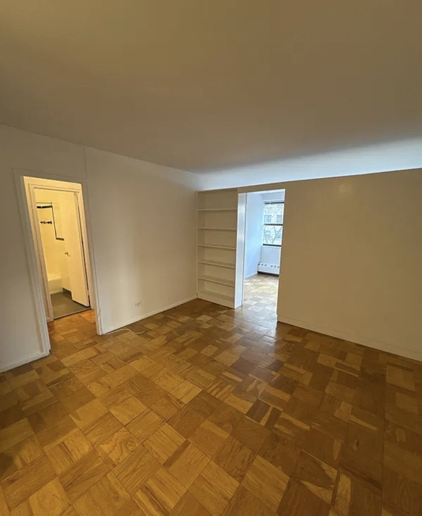 330 East 46th Street - Photo 0
