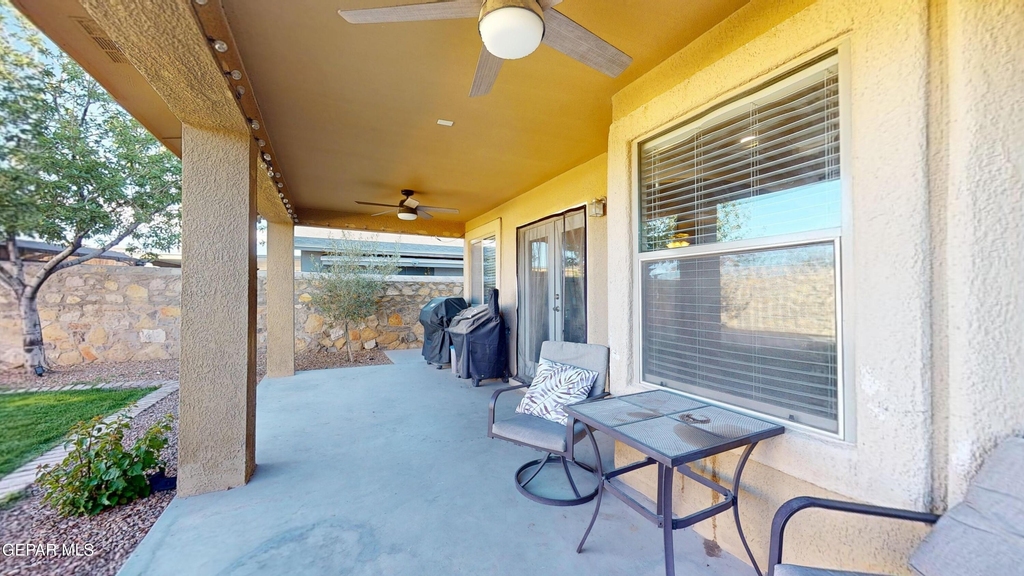 3249 Emerald Point Drive - Photo 34