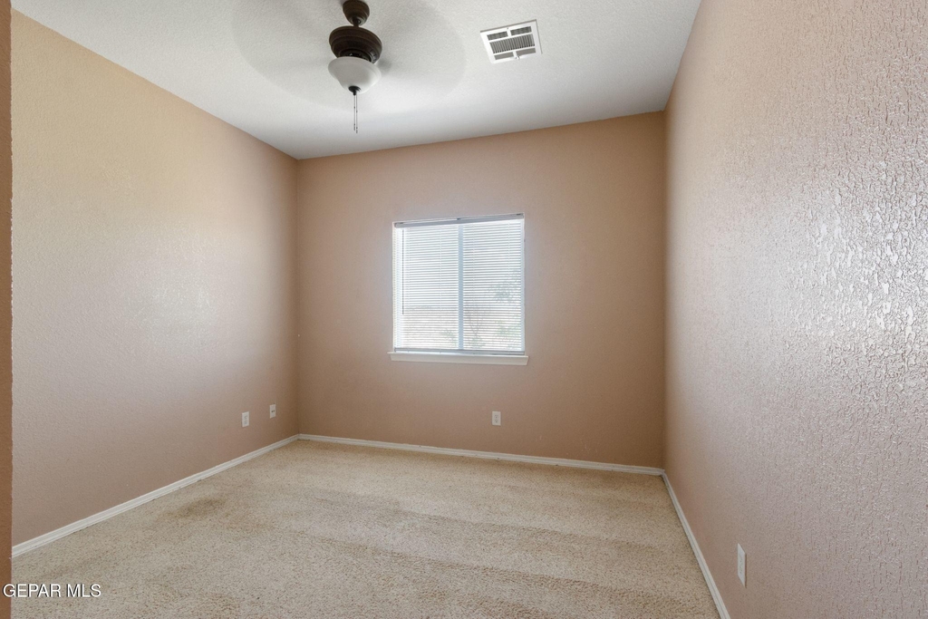 2120 Shreya Street - Photo 9