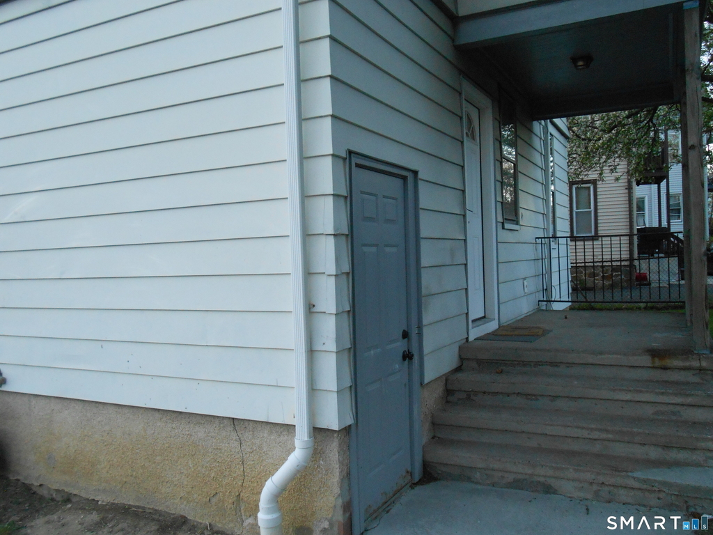 254 Wayne Street - Photo 3