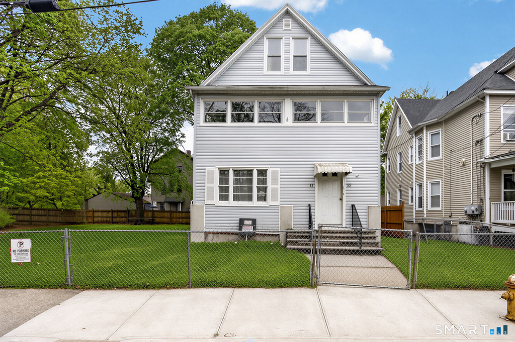 95 Parrott Avenue - Photo 0