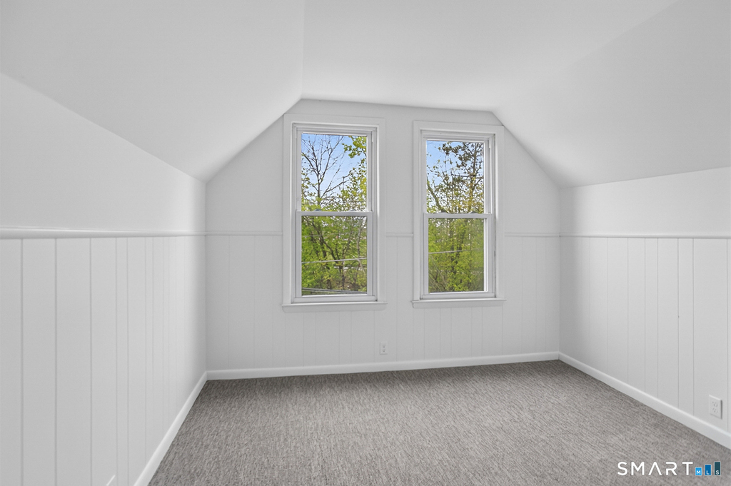 95 Parrott Avenue - Photo 17
