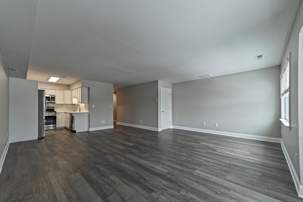 99 Cherry Street - Photo 3